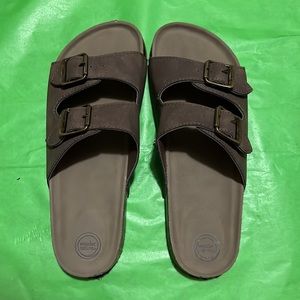 Wonder Works open toe buckle sandals